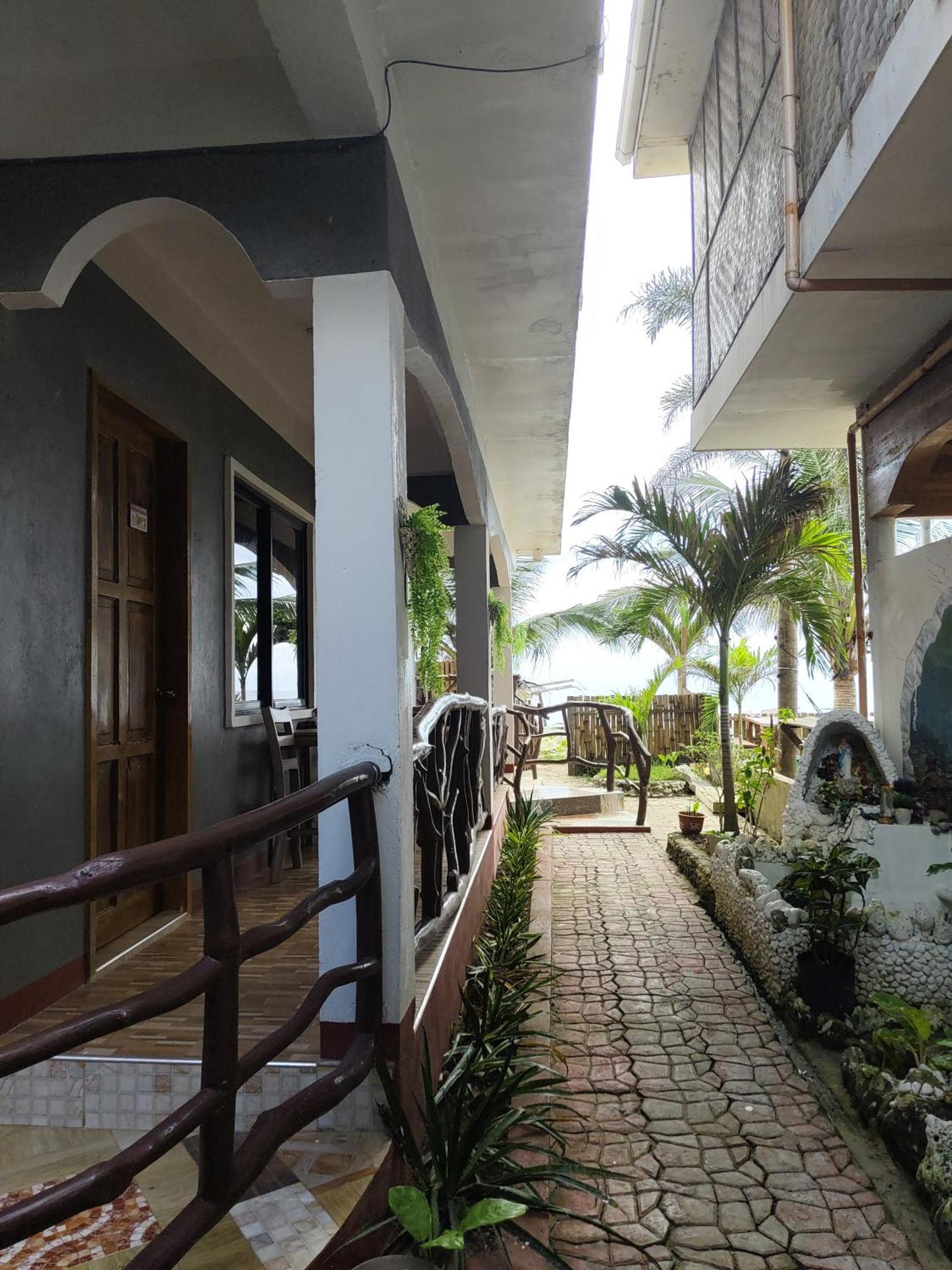 Kobe'S Beachfront Haven Siquijor Chambre photo